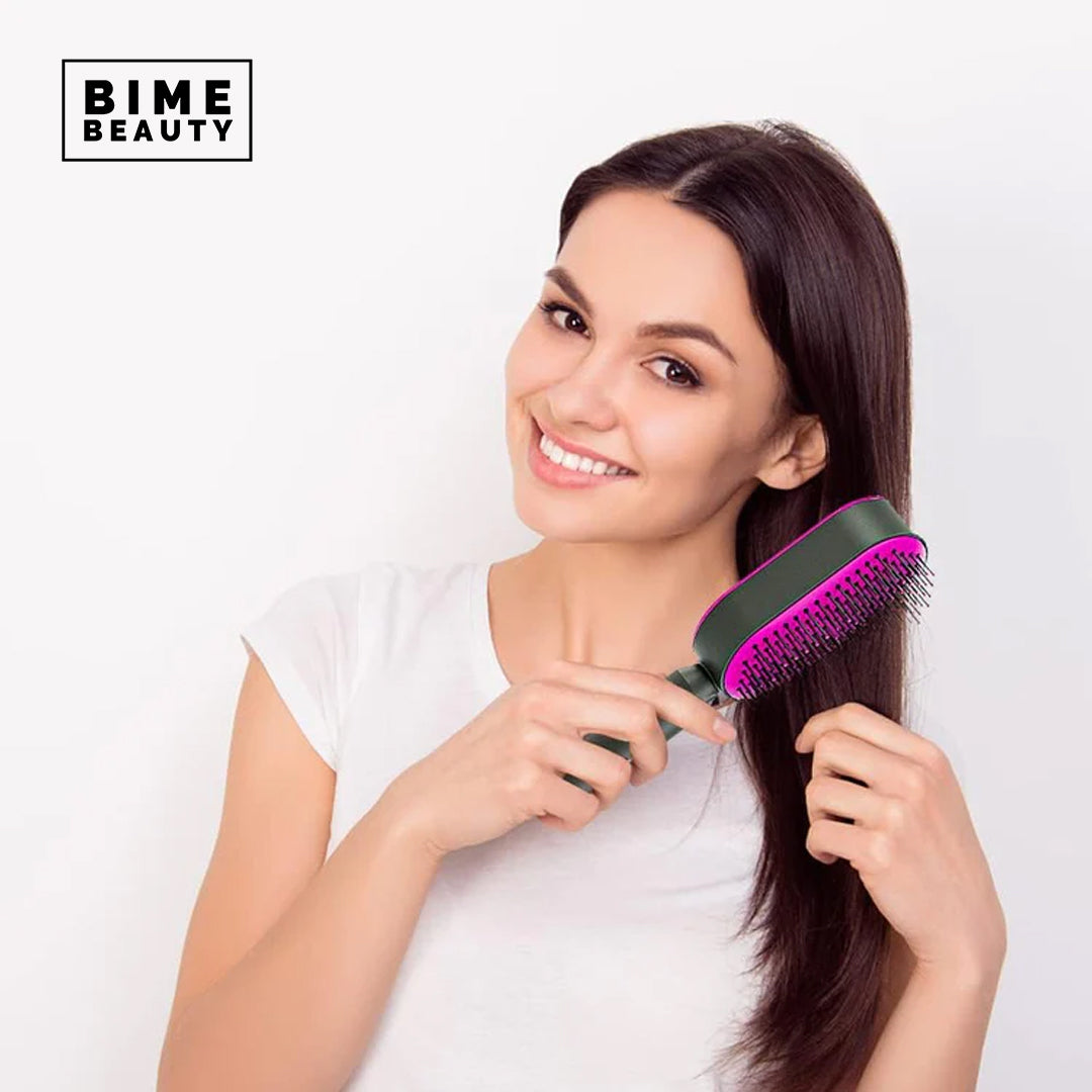 Bime Beauty self cleaning brush model long hair